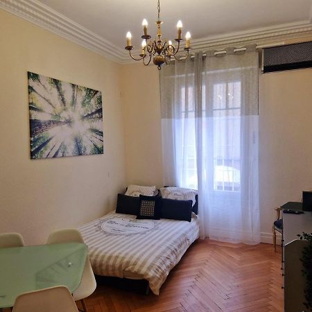 Rivoli Seaside Apartment Nice Bagian luar foto