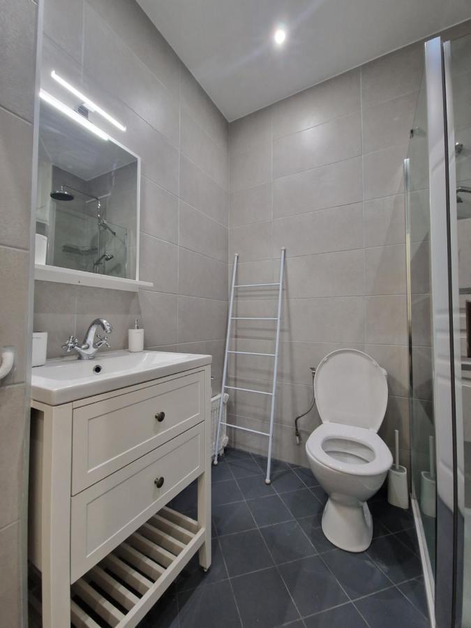 Rivoli Seaside Apartment Nice Bagian luar foto